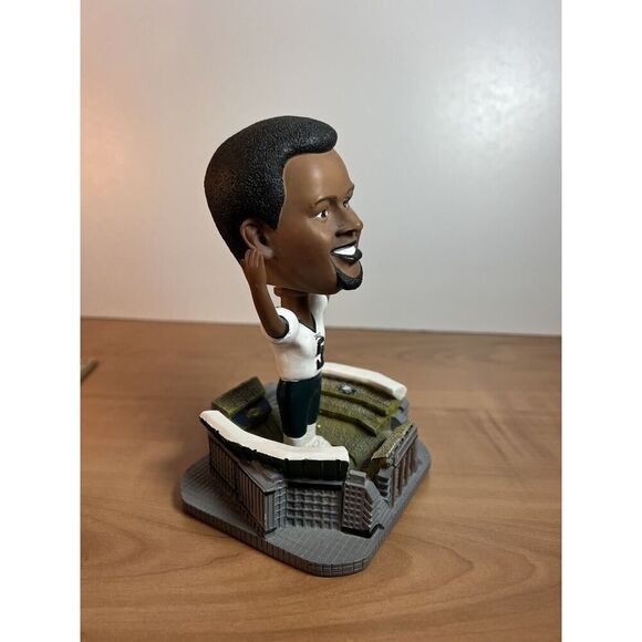 Donovan Mcnabb Eagles Stadium Bobblehead 6” Alliance Marketing - Picture 5 of 8